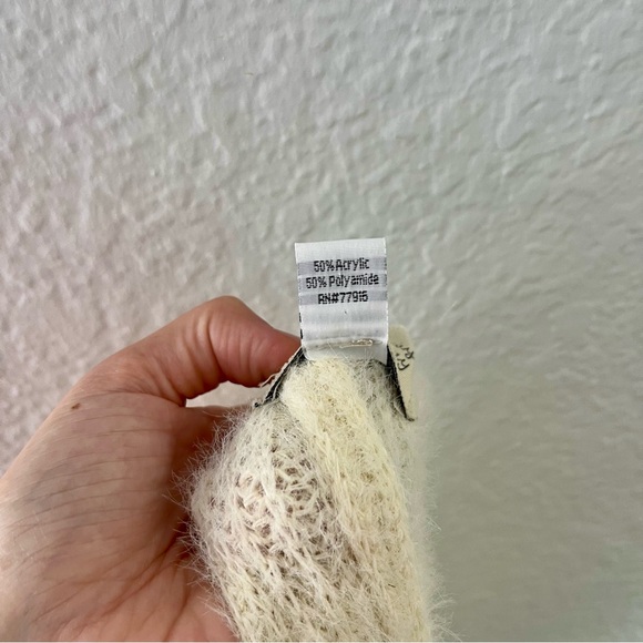 Saturday Sunday Anthropologie Eyelash Striped Batwing Poncho Sweater Size OS - Picture 6 of 10